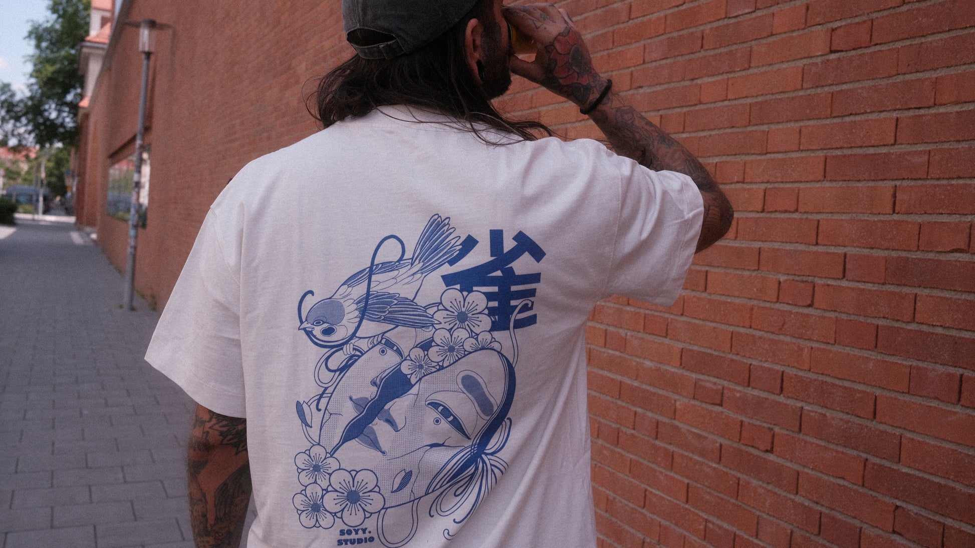 Suzume Boxy Tee (light version)